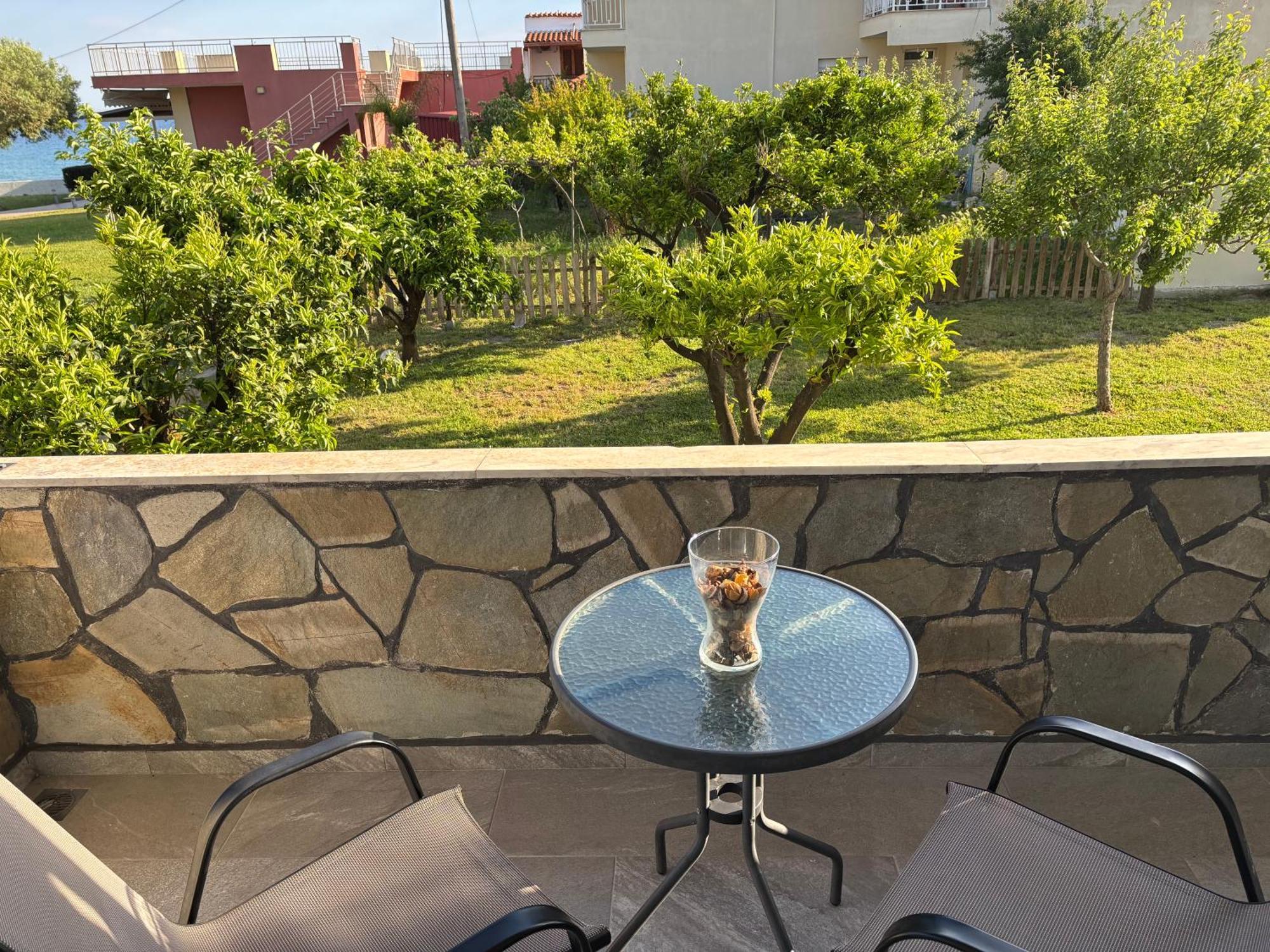 ניאה סקיוני Sofia Guesthouse מראה חיצוני תמונה